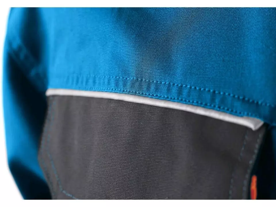 Material · Bomull, Polyester feature highlight