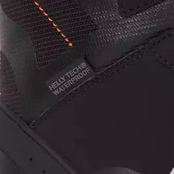 Constructed with a **Helly Tech® waterproof membrane** and **Primaloft® Gold insulation**, this shoe keeps your feet warm and dry in adverse weather. This combination of advanced materials provides reliable protection and *all-day comfort* in challenging conditions.