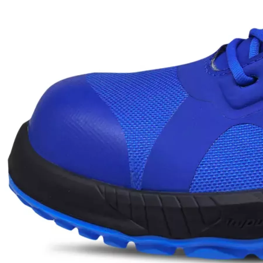 **Kunststoff-Zehenschutzkappe** bietet leichten Schutz und ermöglicht eine natürliche Fußbewegung für ganztägigen Tragekomfort.