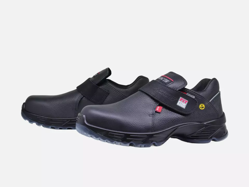 HKS 702160, Challenger Zoom Low Shoe S2, Black, image 1, gallery thumbnail