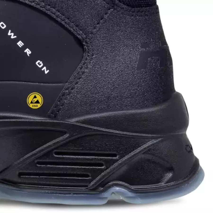 **Reinforced Heel Counter** stabilizes your heel to boost comfort and reduce fatigue throughout the day.