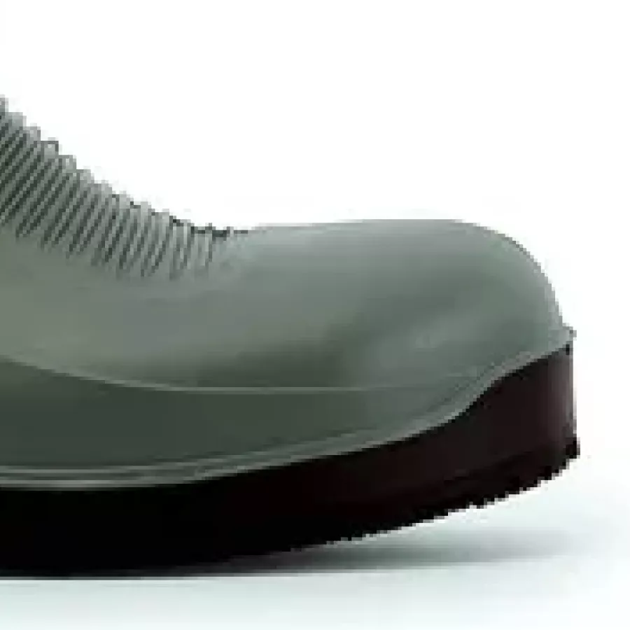 **Stahlkappe** schützt Ihre Füße, ohne die Bewegungsfreiheit einzuschränken.