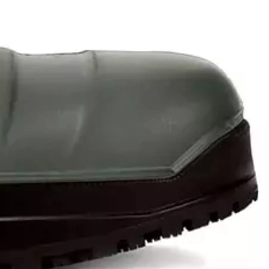 **Steel Toe Cap** adds reassuring protection while letting you move through demanding shifts with confidence.