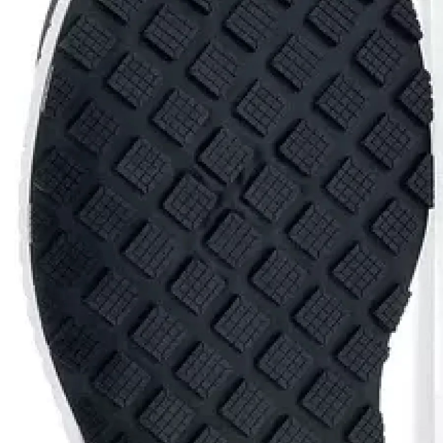 **Rutschfeste Laufsohlen** sorgen bei jedem Schritt auf glatten Oberflächen für Sicherheit und Stabilität.