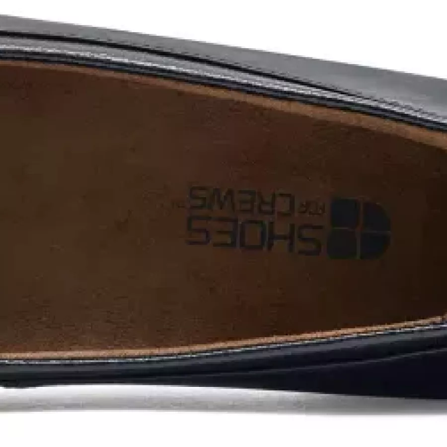 **Removable Cushioned Insole** lets you customize comfort for all-day support.