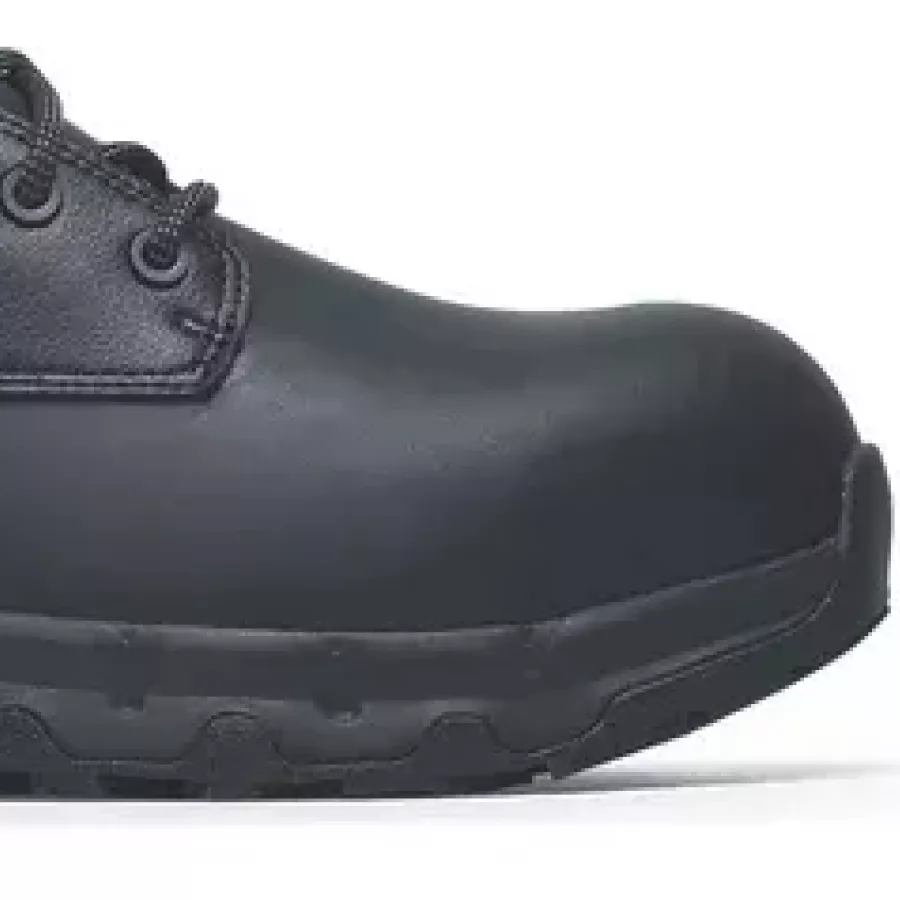 **Komposit-Zehenschutzkappe** schützt Ihre Zehen und hält den Schuh leicht und bequem.