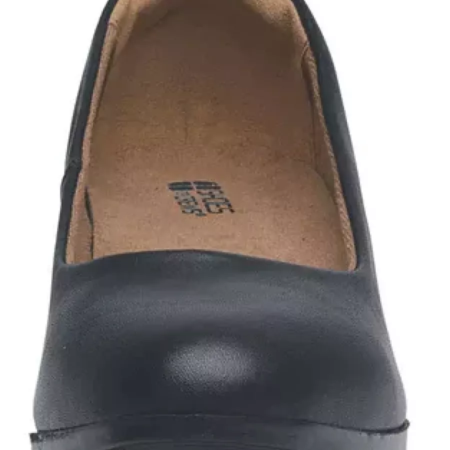 **Recycled Polyester Lining** wraps your feet in a soft, eco-friendly layer that helps manage moisture while supporting a greener choice.