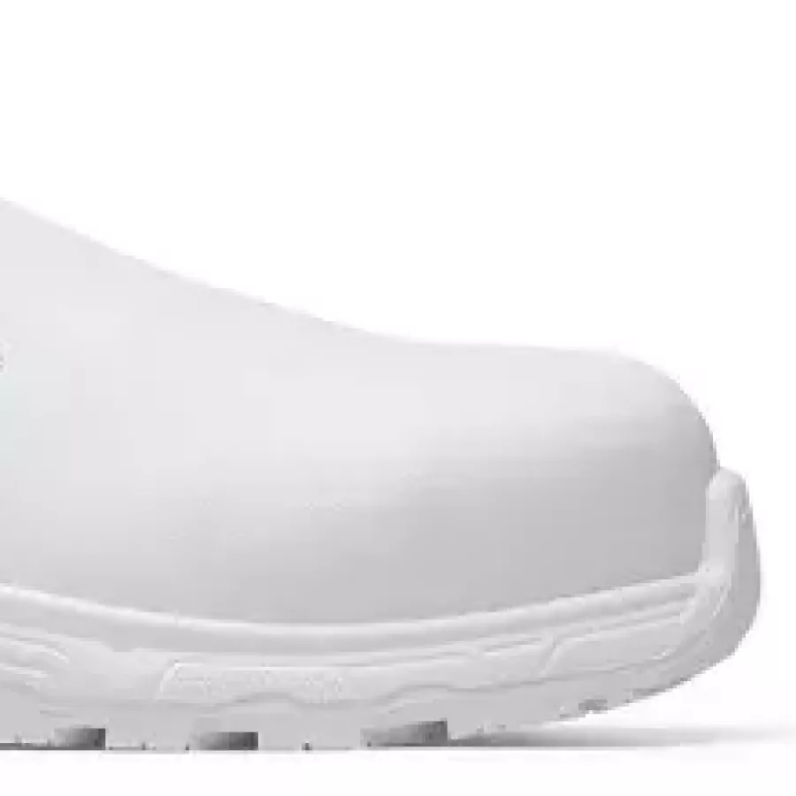 **Composite Toe Cap** delivers reliable protection while keeping the shoe light and comfortable for all-day wear.