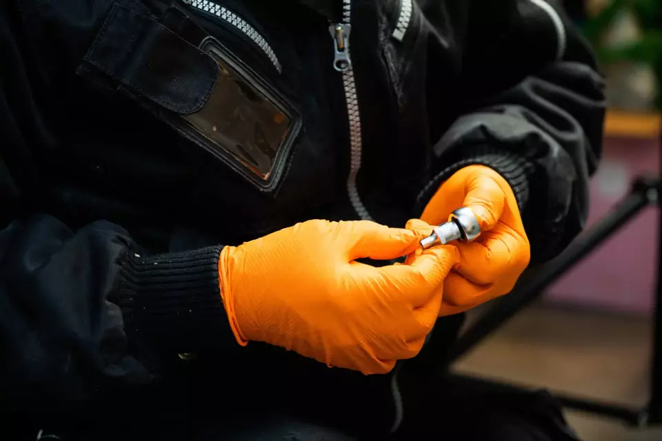 Granberg 114-960, Single-Use Chemical Resistant Gloves, Orange, image 6, gallery thumbnail