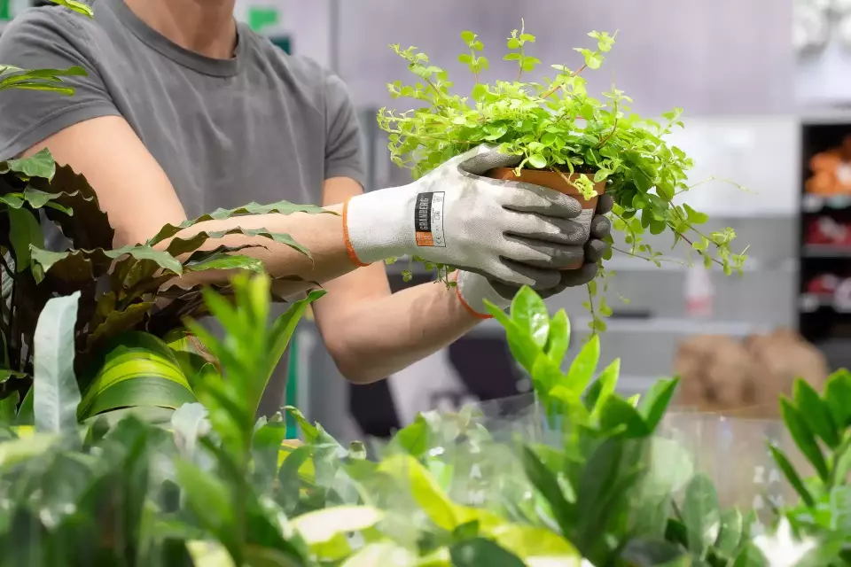 Granberg 108-0600, Assembly Gloves, image 2, gallery thumbnail