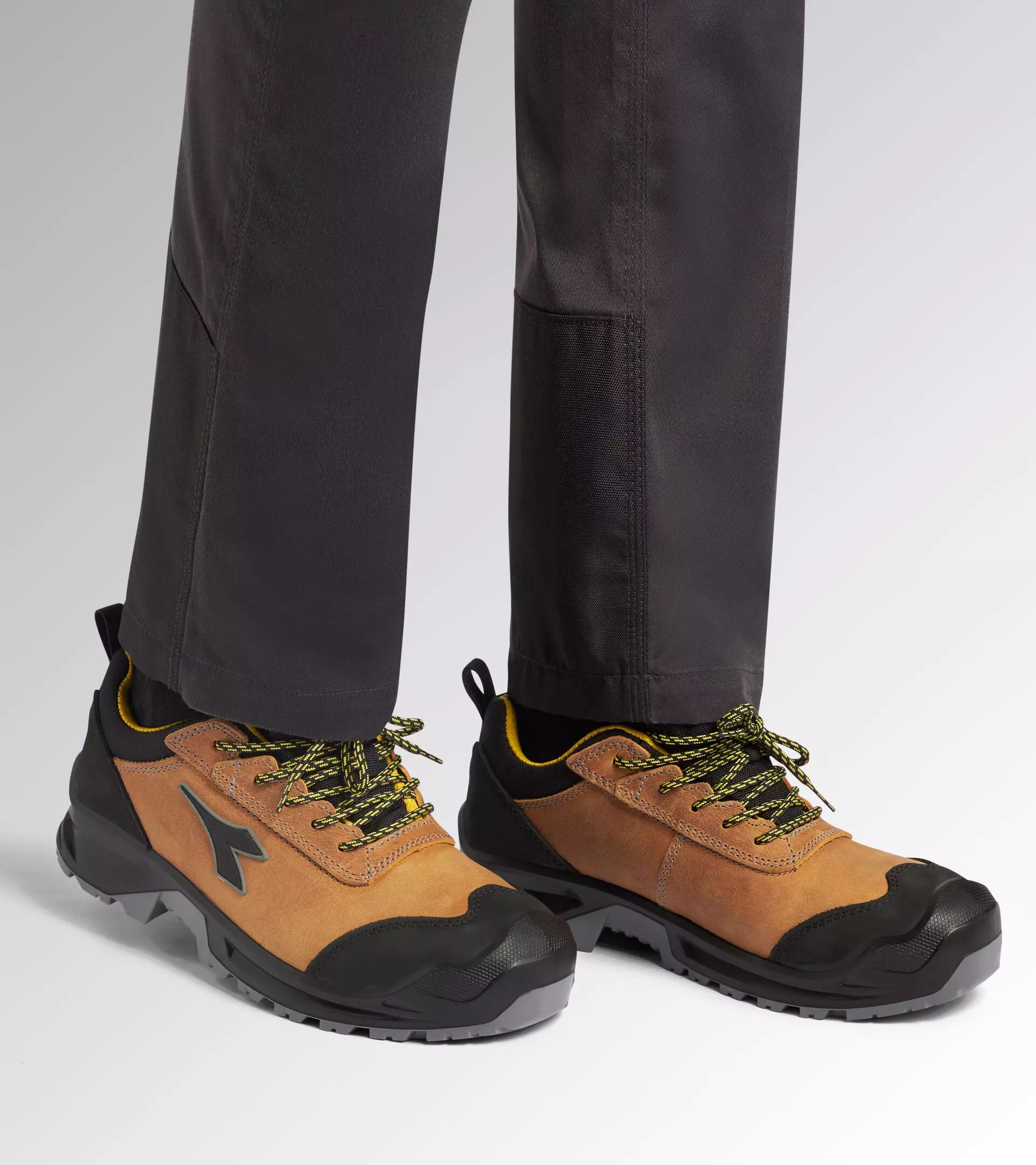 Diadora 701-181023-30050, CLASSIC LOW S3S FO SC LG SR Turvakengät tummanruskeat (30050), image 2