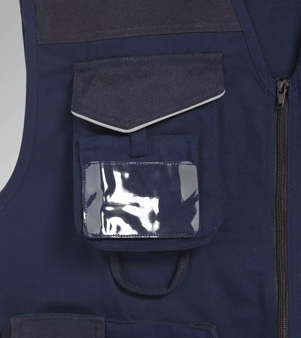 Taskutyyli · Henkilökorttitasku feature highlight