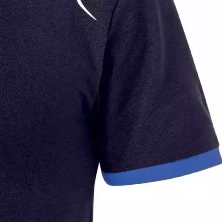 **Kurzarm** bietet Bewegungsfreiheit und hält Sie bei aktiver Arbeit oder in der Freizeit kühl.