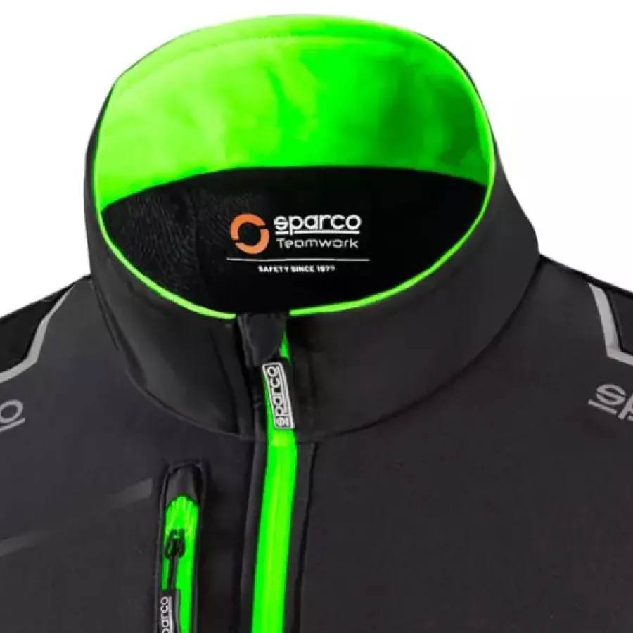 **Stand Up Collar** shields your neck comfortably while adding a sleek, confident look.