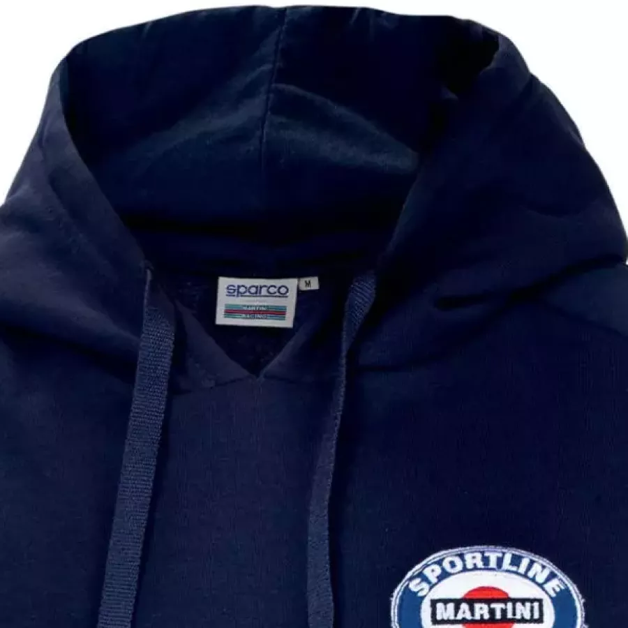 **Fixed Hood** adds a laid-back racing look while giving you cozy coverage when the temperature drops.