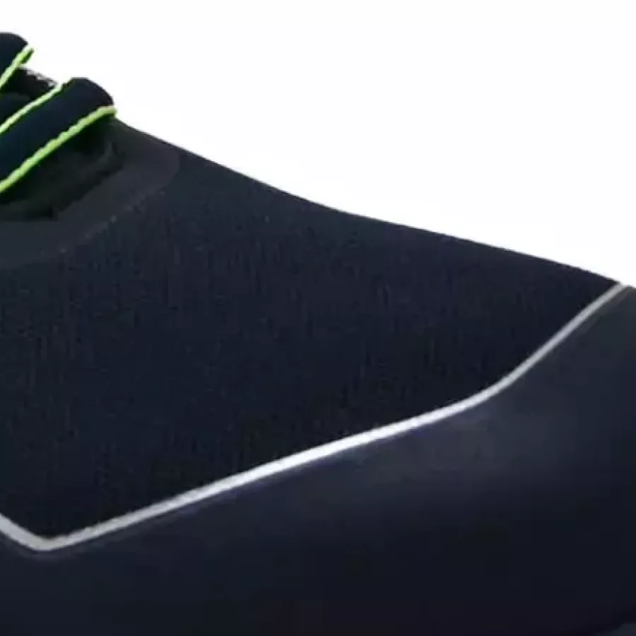 **Breathable Fabric** promotes airflow to keep your feet feeling fresh and comfortable throughout the workday.