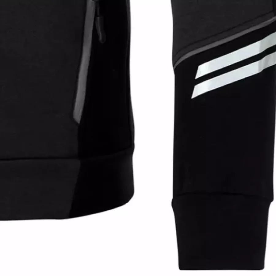 **Elastic Cuffs** ensure a snug, flexible fit that locks in comfort and warmth with every movement.