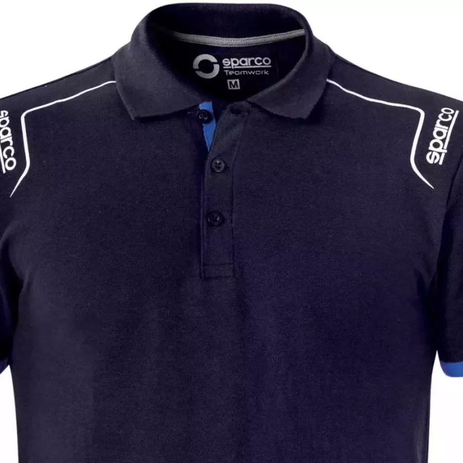 **Leichte Konstruktion** sorgt für mühelosen Komfort, damit Sie agil bleiben, ohne sich beschwert zu fühlen.