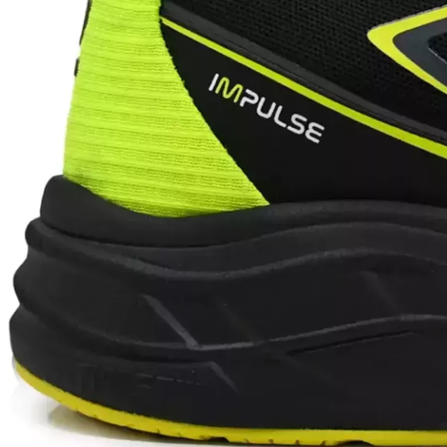 **Anti-Puncture Insole** adds confident underfoot support so you can focus fully on the task at hand.