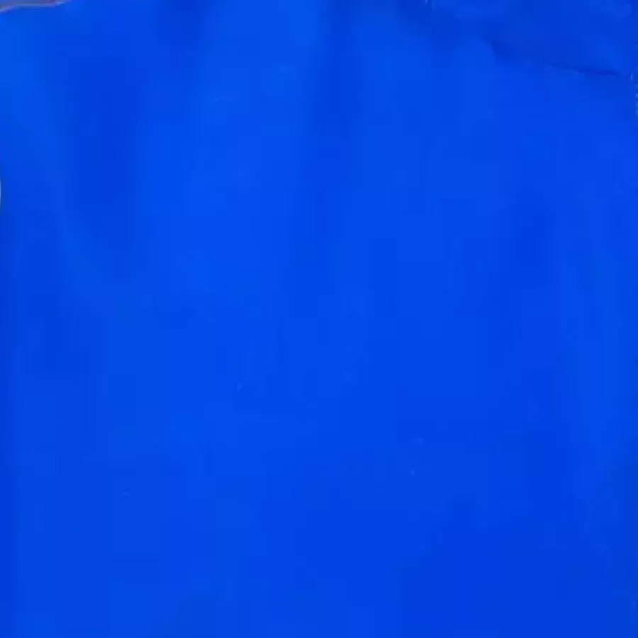 **Wind Protection with Water-Repellent Properties** helps you stay comfortable and dry when the weather shifts.