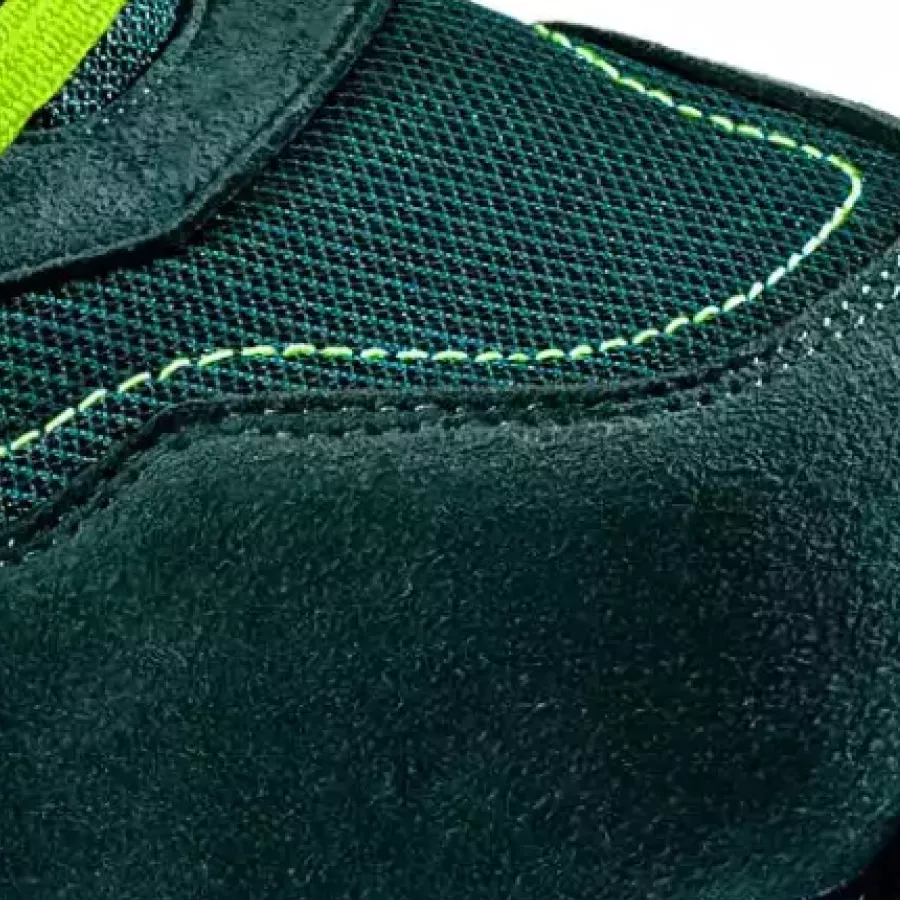 **Breathable Construction** keeps your feet cool and comfortable during long, active days.