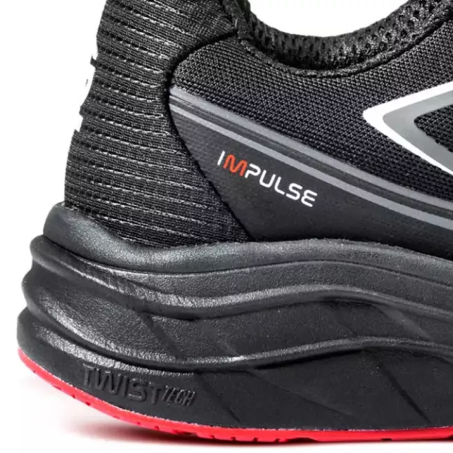 Die **formbeständige Einlegesohle** bietet dauerhafte Unterstützung unter dem Fuß, damit Ihre Füße auch bei langen Schichten komfortabel bleiben.