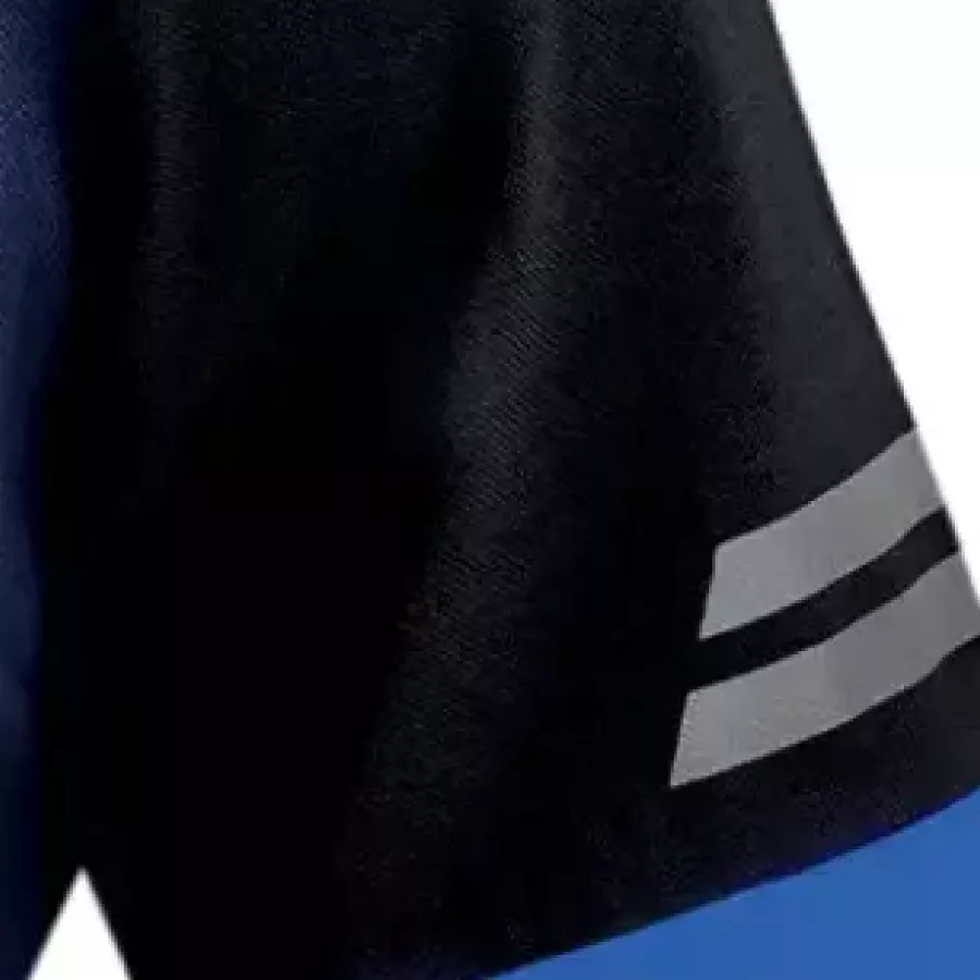 **Reflexstreifen** verbessern Ihre Sichtbarkeit bei schlechten Lichtverhältnissen, damit Sie auf und abseits der Strecke gesehen werden und sich sicher fühlen.