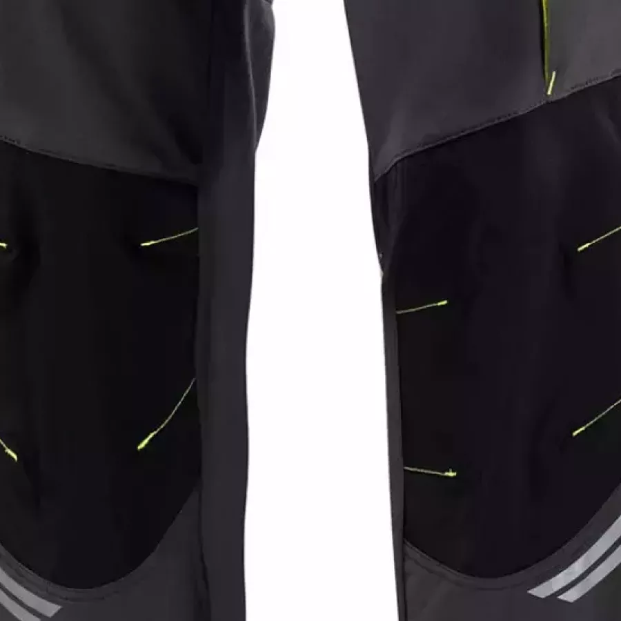 **Anti-Abrasion Knee Reinforcements** provide lasting comfort and confidence when kneeling or moving on demanding surfaces.