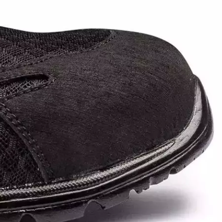 **Composite Toe Cap** shields your feet from impacts while keeping the shoe lightweight for all-day comfort.