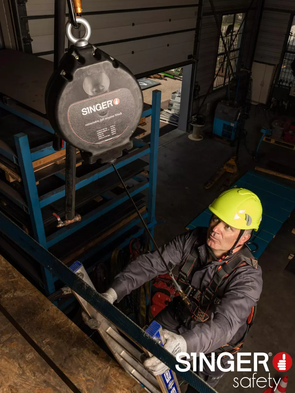 Singer Safety ARAWEB100, Retractable Fall Arrester, image 2, gallery thumbnail