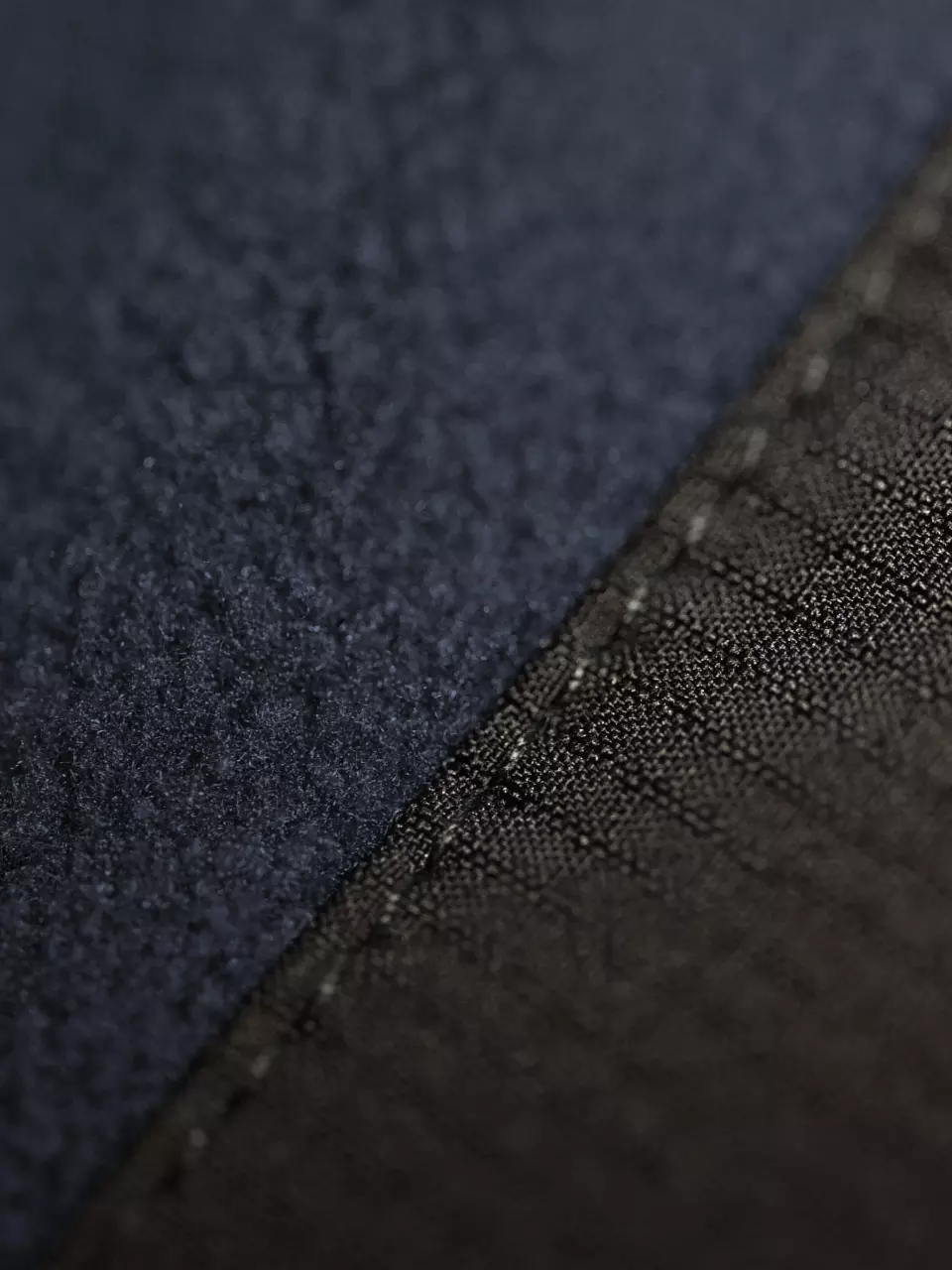 Material · Polyurethane (PU), Polyester feature highlight