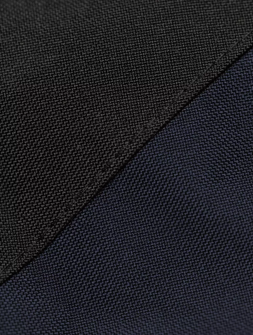 Material · Polyurethane (PU), Polyester feature highlight