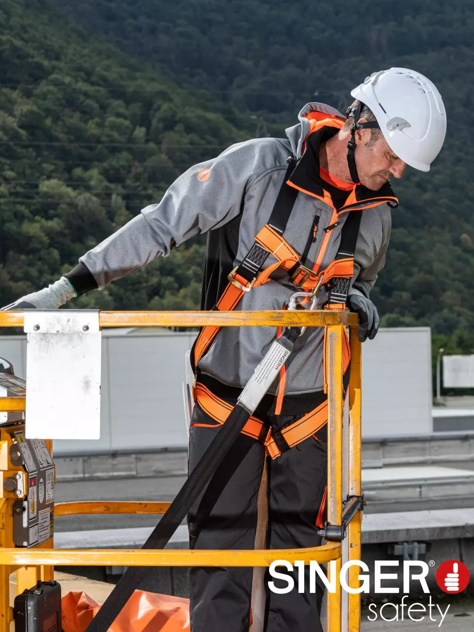 Singer Safety VOLGA, Softshell Jacket, image 8, gallery thumbnail