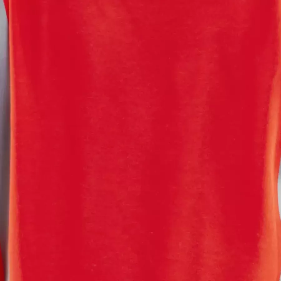 **Odor Inhibiting Material** keeps you feeling fresh and confident even through long shifts.