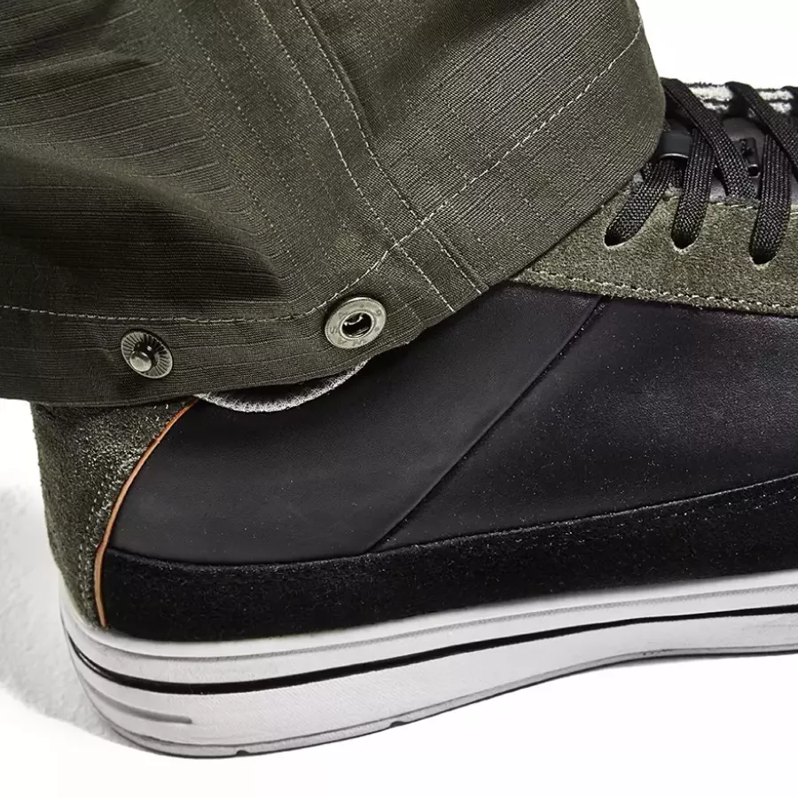 **Adjustable Leg Openings with Buttons** let you fine-tune the fit for comfort and mobility all day long.