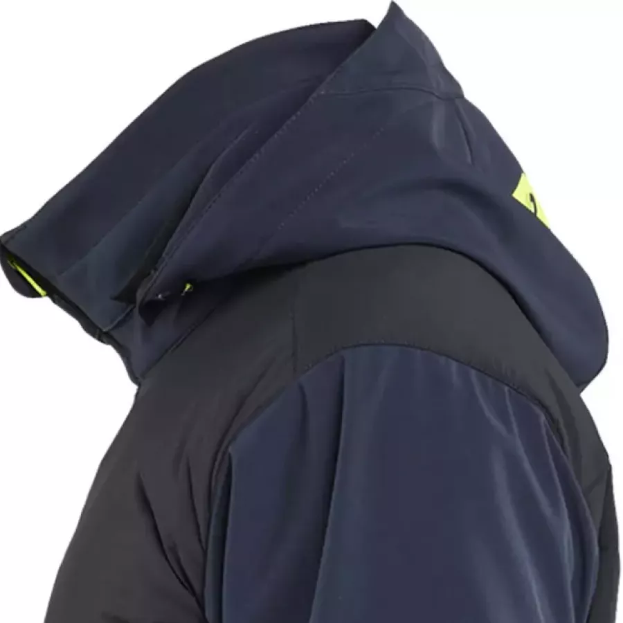 **Detachable Hood** offers flexible coverage, letting you switch effortlessly between full-weather protection and a lighter feel.