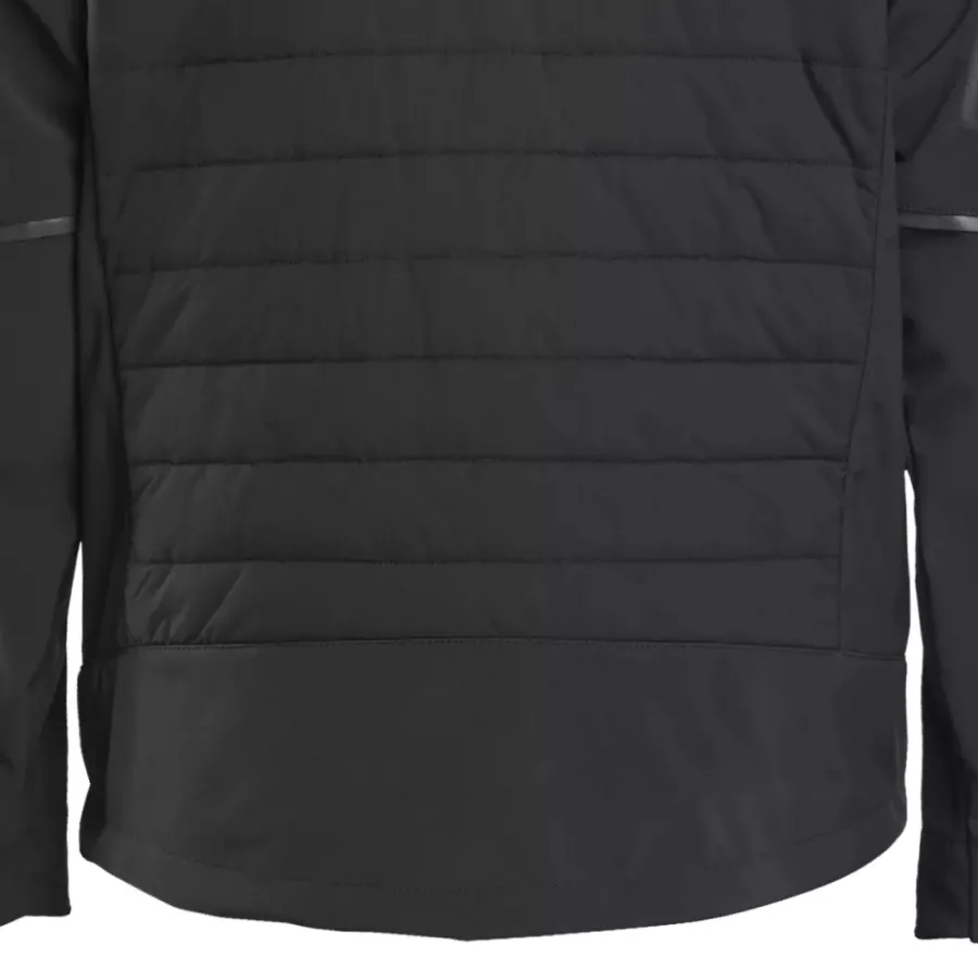 **Verlängertes Rückenteil** bietet zusätzliche Abdeckung und Wärme beim Bücken oder Bewegen.