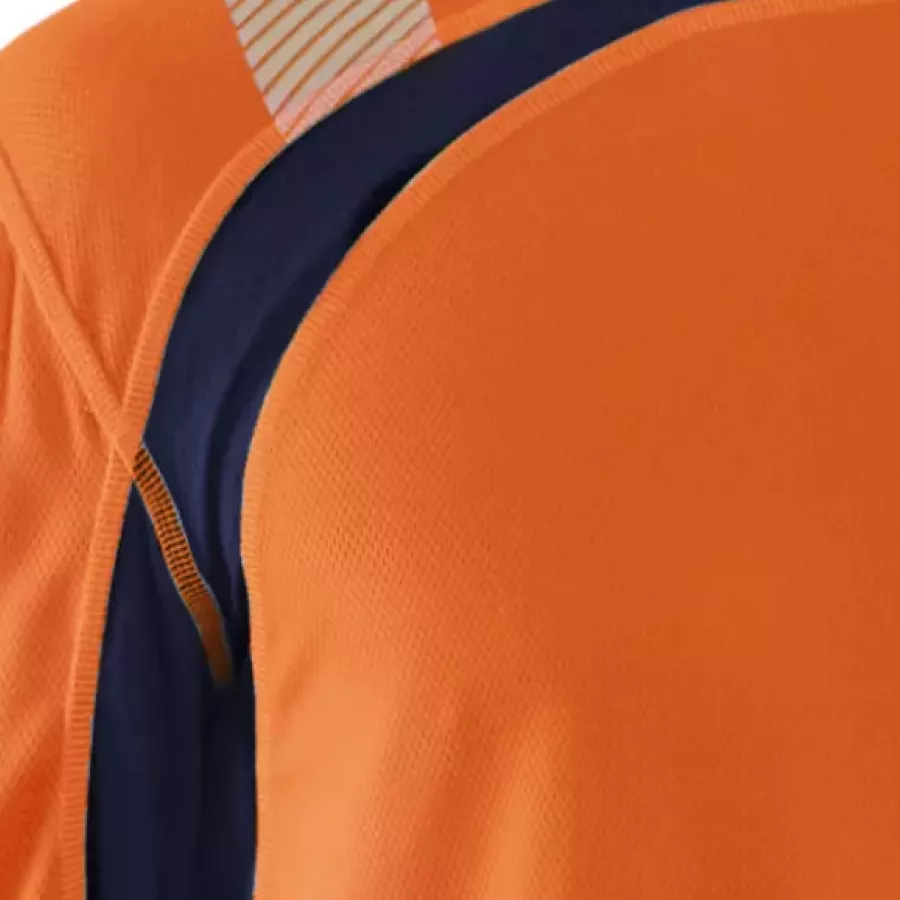 **Feuchtigkeitsableitendes Mesh** leitet Schweiß ab, um Sie an heißen Tagen kühl und trocken zu halten.