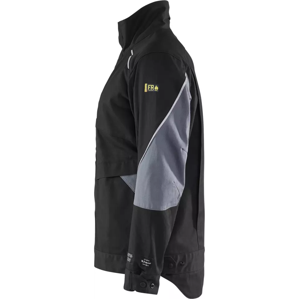 Cuff Style · Snap Buttons feature highlight