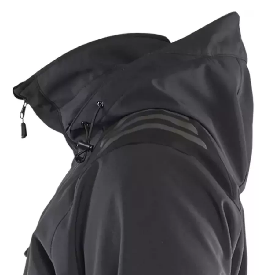 **Detachable Hood** offers flexible protection that adapts to shifting weather.