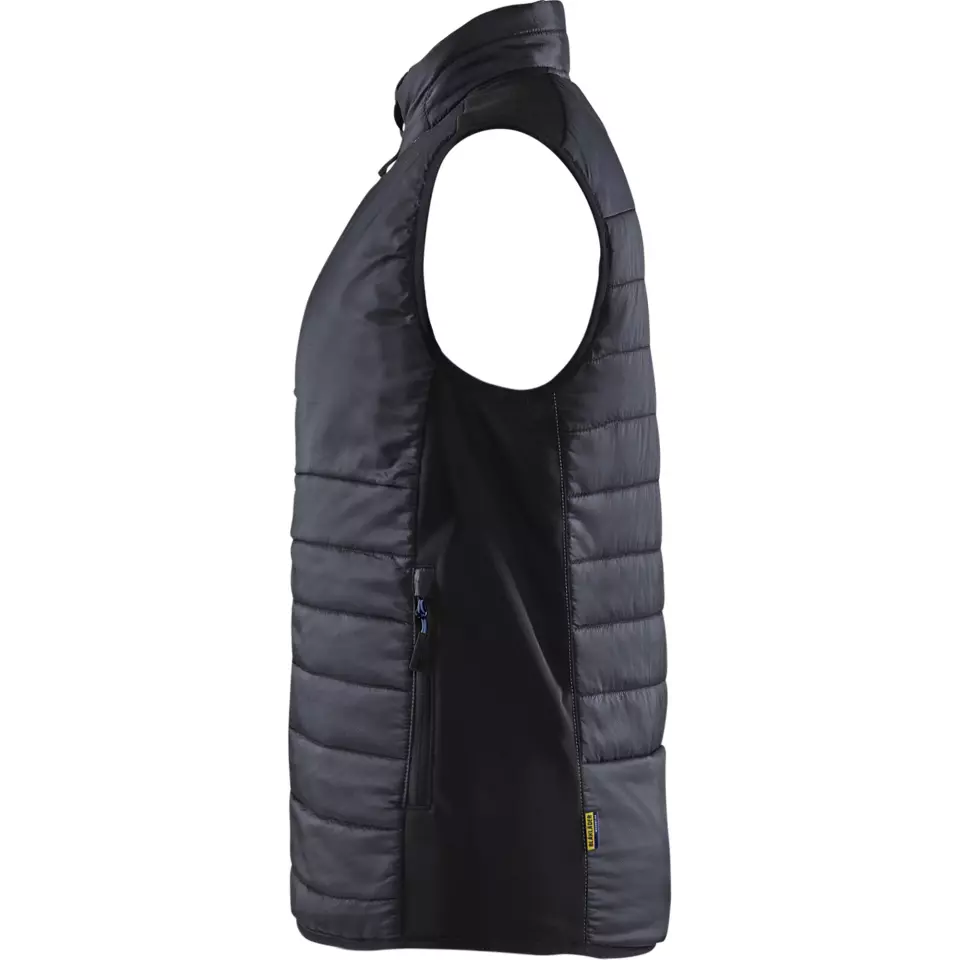 Pocket System · Zipper Pocket feature highlight