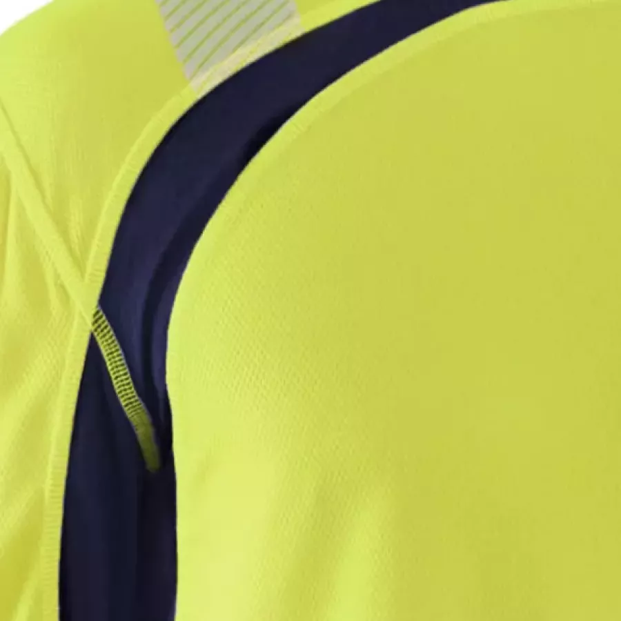 **Moisture-Wicking Mesh** draws sweat away to keep you cool and dry during hot days.