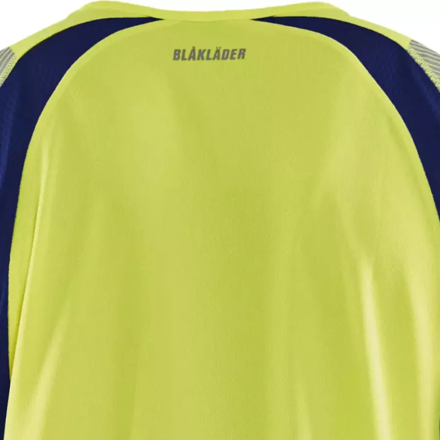 **UV Protection** defends against sunlight, keeping you cool and protected during outdoor work.