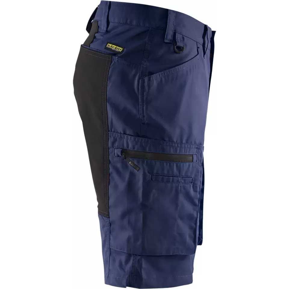 Pocket System · Zipper Pocket feature highlight