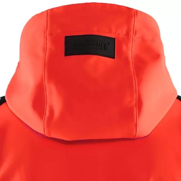 **Detachable Hood** adapts easily to changing weather, keeping you dry and comfortable.