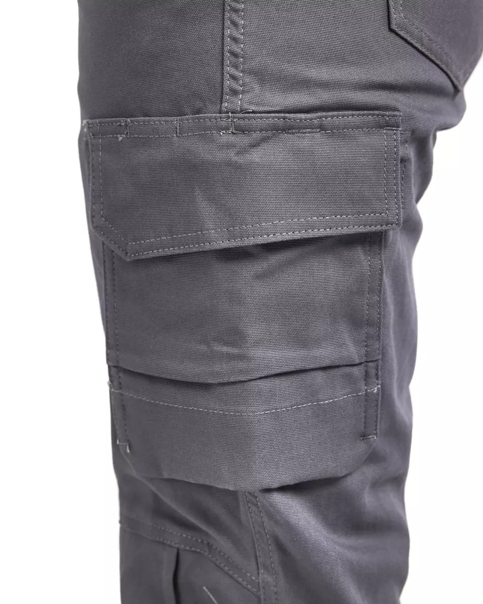 Pocket System · Phone Pocket feature highlight