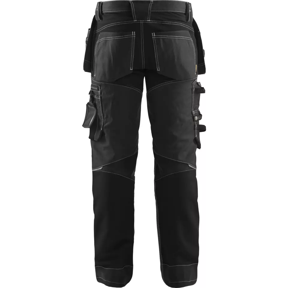 Pocket System · Phone Pocket feature highlight