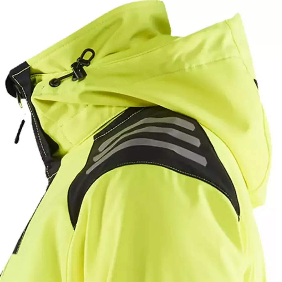 **Detachable Hood** adapts easily to changing weather, keeping you dry and comfortable.