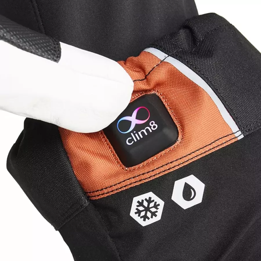 **Button With 3 Different Heat Levels** lets you fine-tune warmth to match changing conditions and personal comfort.