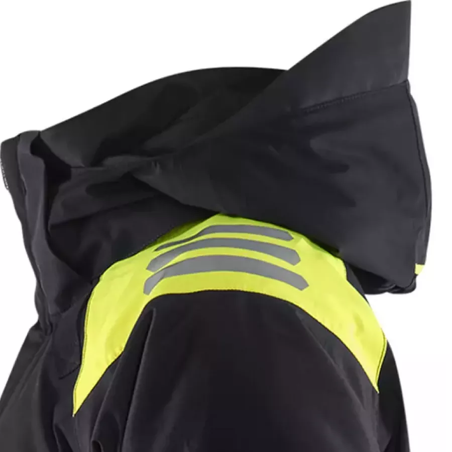 Die **abnehmbare Kapuze** gibt Ihnen die Freiheit, Ihren Schutz an wechselnde Bedingungen anzupassen.